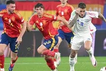 熊猫体育官方网站-法国杯国际比赛日再迎强敌，阿贾克斯防线松动，主帅态度：媒体盛赞，赛程密集仍需轮换