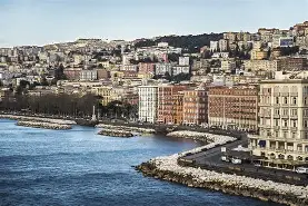 那不勒斯与内雷斯经纪人会面 那不勒斯与内雷斯经纪人会面