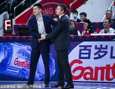 CBA季后赛倒计时,广州队赛前队长鼓劲,细节引发关注,话题不断,团队化学反应显著 CBA季后赛倒计时,广州队赛前队长鼓劲,细节引发关注,话题不断,团队化学反应显著